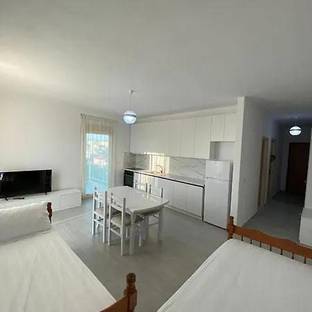 Sea View Апартаменты Влёра